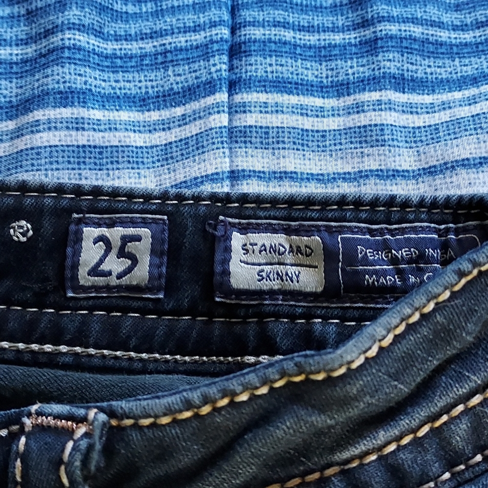 MISS ME DARK DENIM JEANS